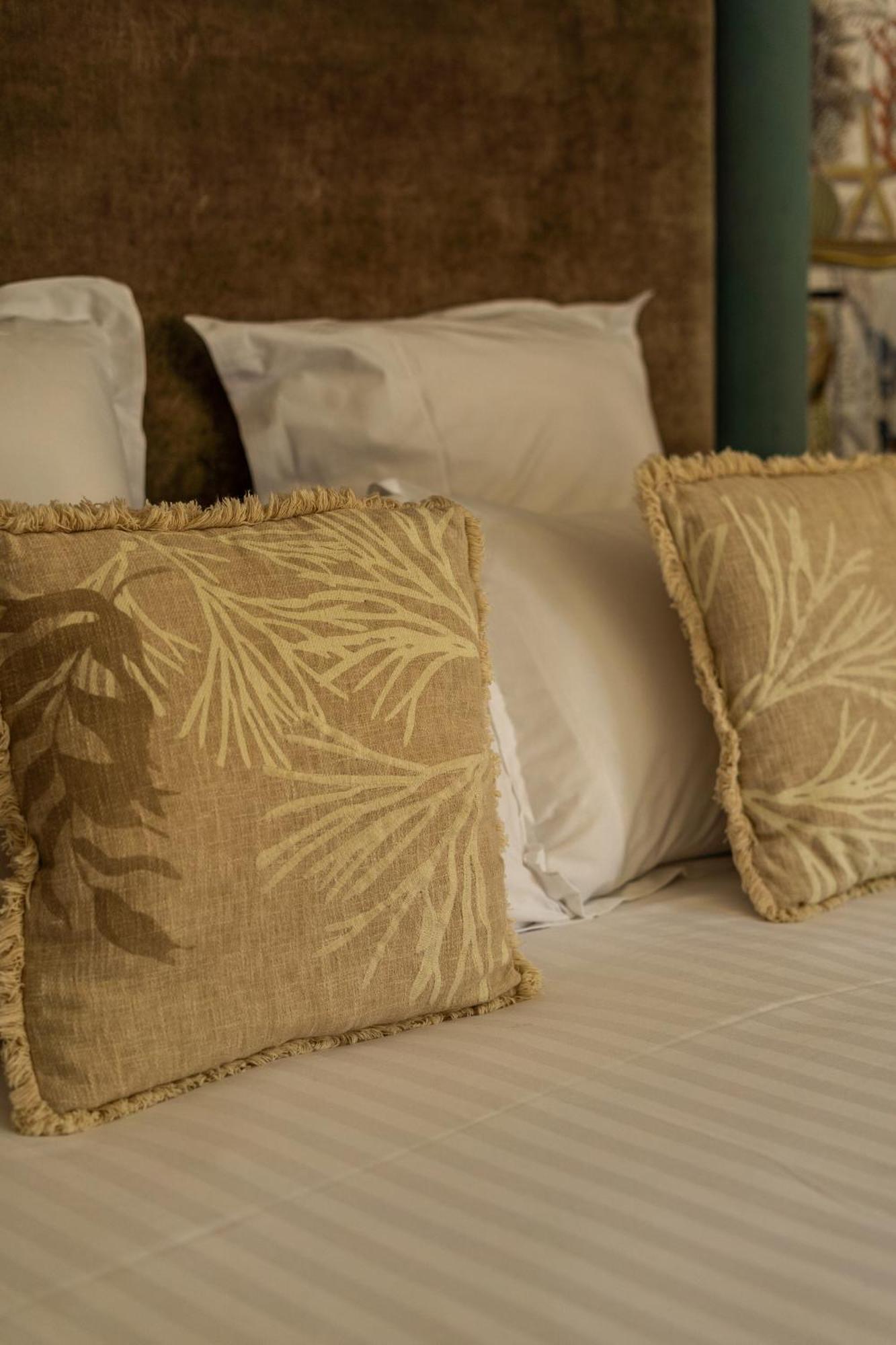 Castel Bois Marie, Maison D'Hotes Монтобан Екстериор снимка Cushions