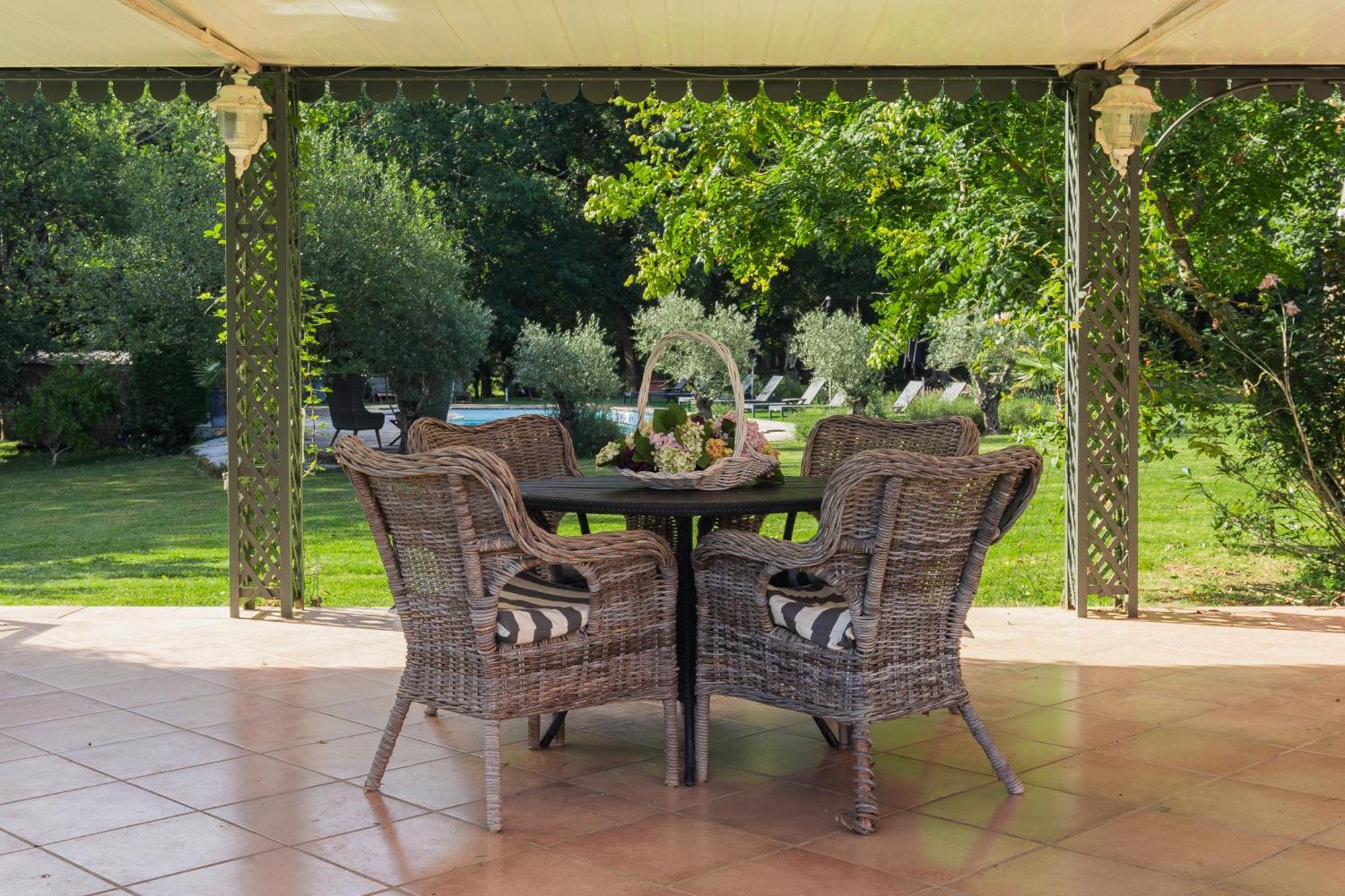 Castel Bois Marie, Maison D'Hotes Монтобан Екстериор снимка Garden furniture