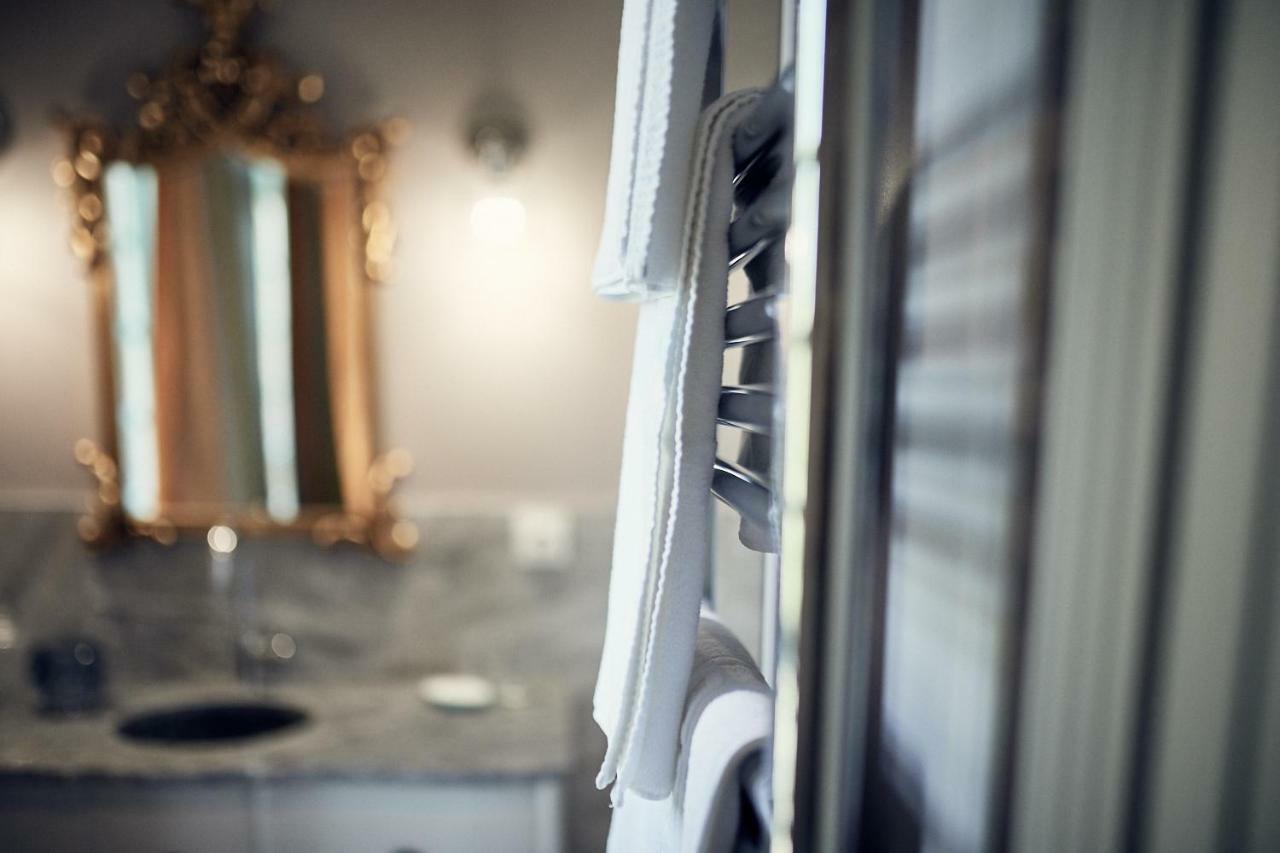Castel Bois Marie, Maison D'Hotes Монтобан Екстериор снимка Towel warmer